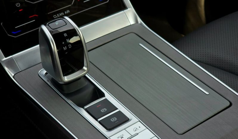 
								TIGGO 4 PRO – 1.5L – LUXURY SPECS – GCC – 2026 MODEL – SILVER INSIDE BLACK/RED – GCC SPECS full									