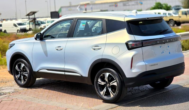 
								TIGGO 4 PRO – 1.5L – LUXURY SPECS – GCC – 2026 MODEL – SILVER INSIDE BLACK/RED – GCC SPECS full									