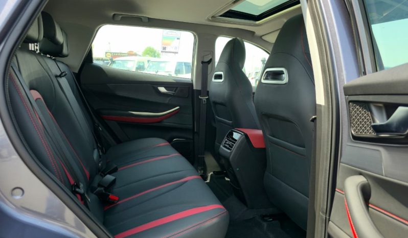 
								TIGGO 4 PRO – 1.5L – LUXURY SPECS – GCC – 2026 MODEL – GRAY INSIDE BLACK/RED – GCC SPECS full									