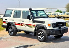 TOYOTA LC76 2.8T – Z A/T – FULL OPTIONS – 2025 MODEL – WHITE INSIDE TAN – GCC SPECS