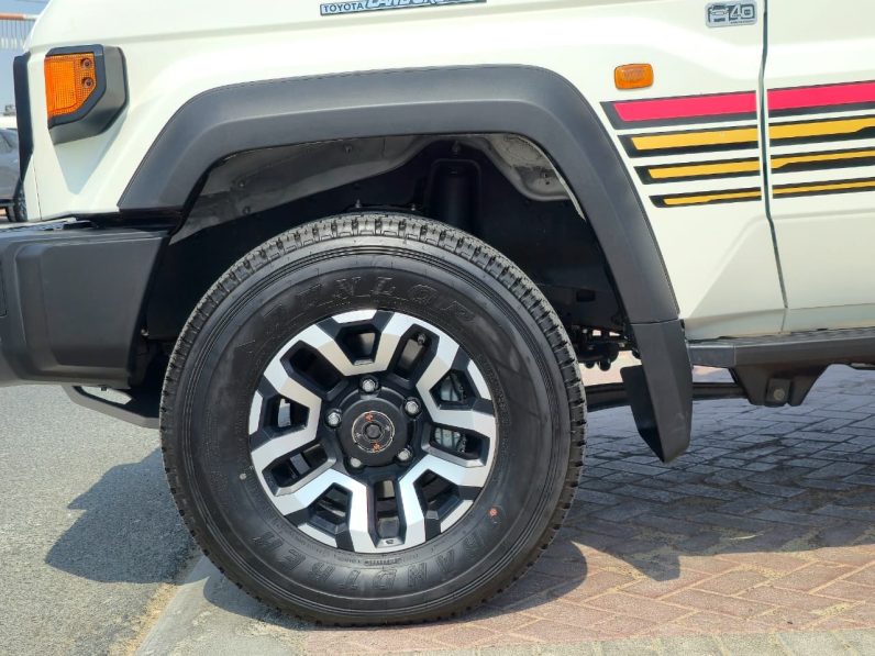TOYOTA LC76 2.8T – Z A/T – FULL OPTIONS – 2025 MODEL – WHITE INSIDE TAN – GCC SPECS