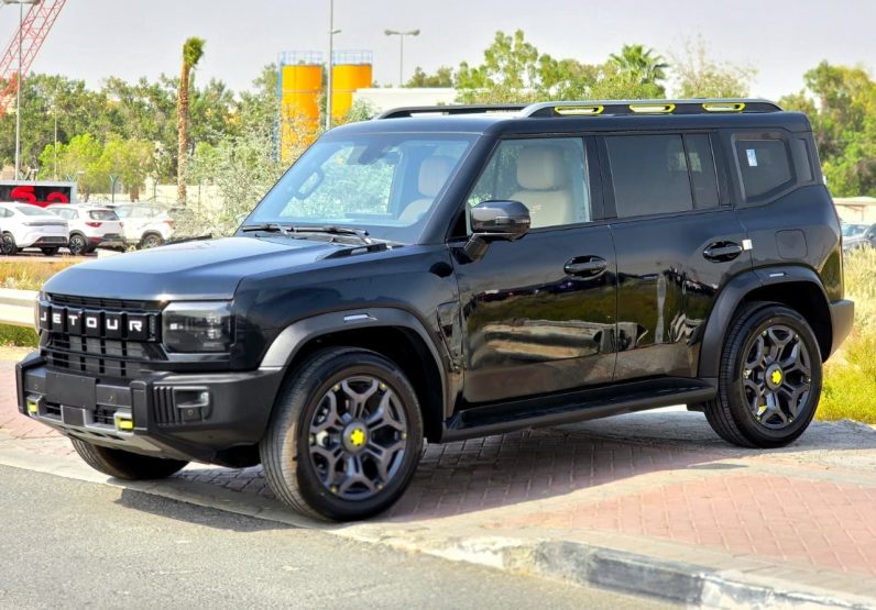JETOUR T2 PETROL – 2.0L TURBO – 7 GEARS – TRAVEL+  2025 – BLACK INSIDE BEIGE – CHINA