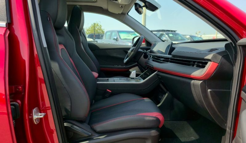 
								TIGGO 4 PRO – 1.5L – LUXURY SPECS – GCC – 2026 MODEL – RED INSIDE BLACK/RED – GCC SPECS full									