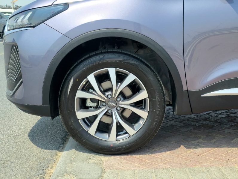 TIGGO 7 CHAMPION – 1.5T – PENORAMA – 360 CAMERA – LEATHER – DRIVER POWER SEAT – ALLOY WHEEL – GCC – 2026 MODEL – GRAY INSIDE RED – GCC SPECS
