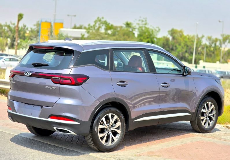 TIGGO 7 CHAMPION – 1.5T – PENORAMA – 360 CAMERA – LEATHER – DRIVER POWER SEAT – ALLOY WHEEL – GCC – 2026 MODEL – GRAY INSIDE RED – GCC SPECS