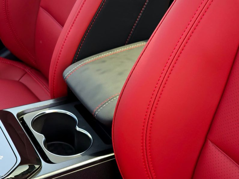 TIGGO 7 CHAMPION – 1.5T – PENORAMA – 360 CAMERA – LEATHER – DRIVER POWER SEAT – ALLOY WHEEL – GCC – 2026 MODEL – BLACK INSIDE RED – GCC SPECS