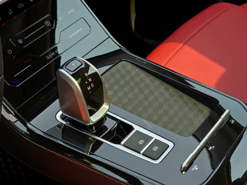 TIGGO 7 CHAMPION – 1.5T – PENORAMA – 360 CAMERA – LEATHER – DRIVER POWER SEAT – ALLOY WHEEL – GCC – 2026 MODEL – BLACK INSIDE RED – GCC SPECS