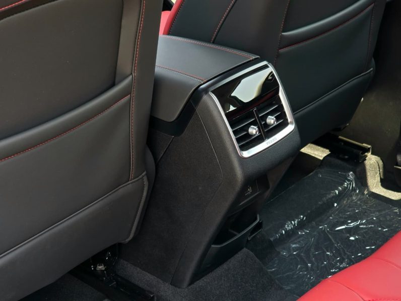 TIGGO 7 CHAMPION – 1.5T – PENORAMA – 360 CAMERA – LEATHER – DRIVER POWER SEAT – ALLOY WHEEL – GCC – 2026 MODEL – BLACK INSIDE RED – GCC SPECS