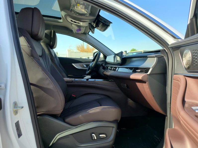 CHERY TIGGO 8 PRO MAX – 1.6L – LUXURY – MEMORY SEAT – PANORAMA – FULLY LOADED – 2025 MODEL – WHITE INSIDE DARK BROWN – GCC SPECS